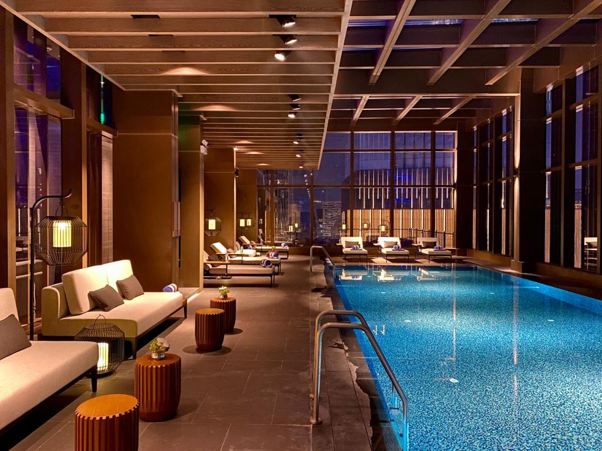 Jumeirah Guangzhou-Complimentary Shuttle Bus To Canton Fair Complex Exterior photo